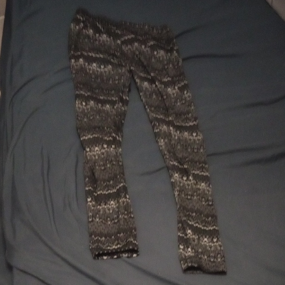 Black and Gray Patterned Pants